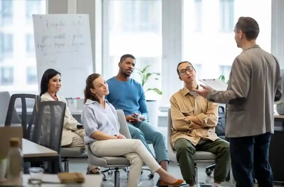 How Life Coaching Services Help You Achieve Your Career Goals